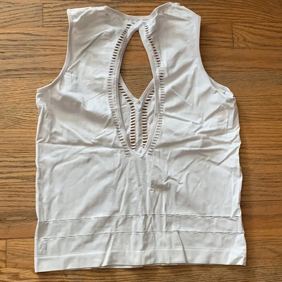 Fabletics Tank Top - Picture 4 of 5